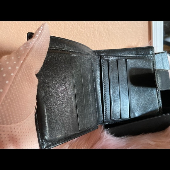 ❌SOLD Authentic Chanel wallet - Picture 6 of 6
